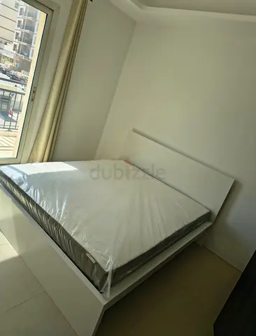 IKEA malam king‑size bed (180 × 200 cm) with an IKEA mattress ✨