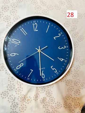 Wall clock - Quartz Blue - Bowed brand