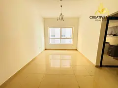 Modern 1BHK | Pool &amp; Gym | Metro Access