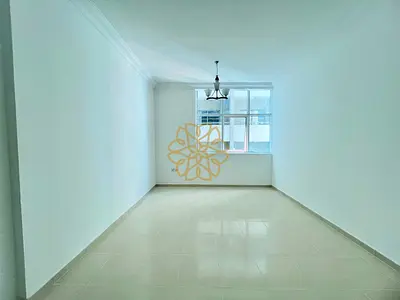 Spacious 2BHK With Balcony & Wardrobe