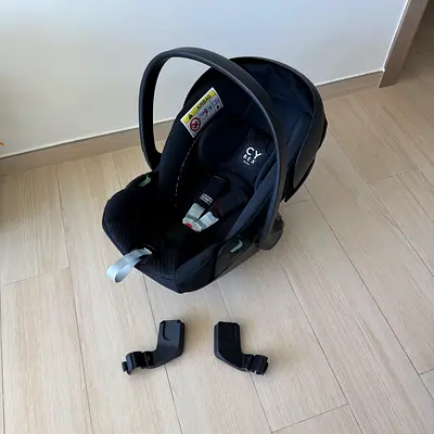 Cybex Cloud T Plus - Carseat  Adapter