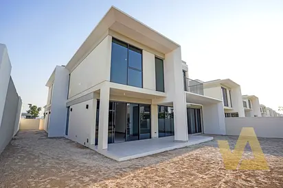 Park Facing l Unfurnished l Spacious l Brand New