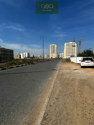 فرصة ذهبية / مبنى من 10 طوابق / مساحة 5250 قدم مربع / قطعة أرض / تجاري / سكني / فرصة استثمارية