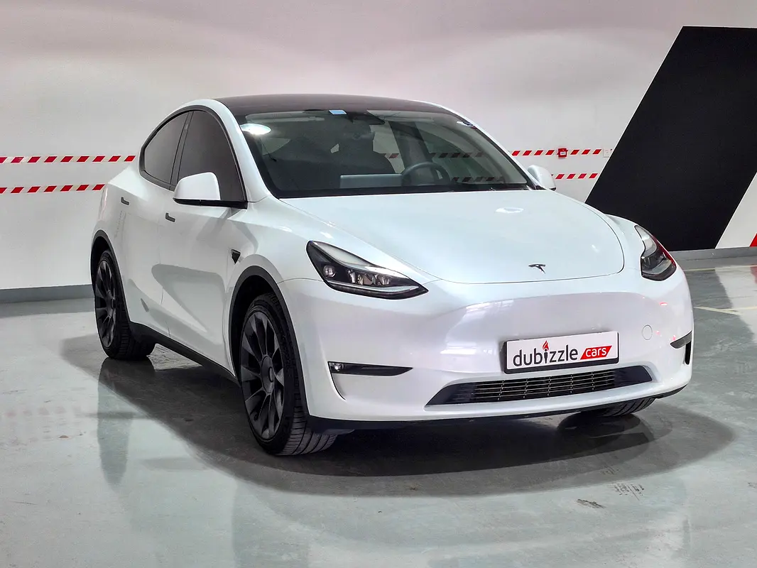 Tesla Model Y 2023 — photo 1 of 15