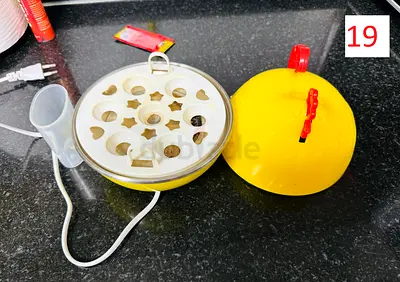 Egg boiler / steamer - Hen shaped