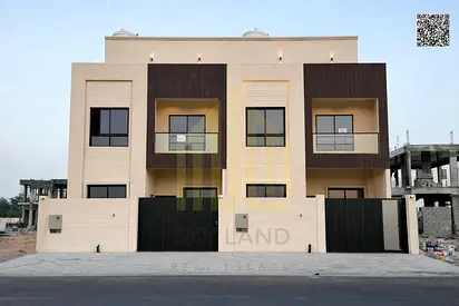 Villa for sale in Al Helio 2 – Ajman | 4 master bedrooms | 2 floors + roof | Land area 1,722 sq ft | Built-up area approximately 3,000 sq ft | Priced