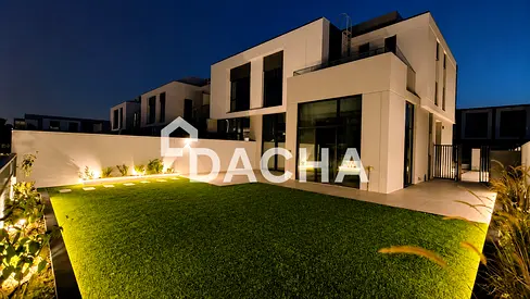 Vacant July 1st | Landscaped Garden | Prime Spot