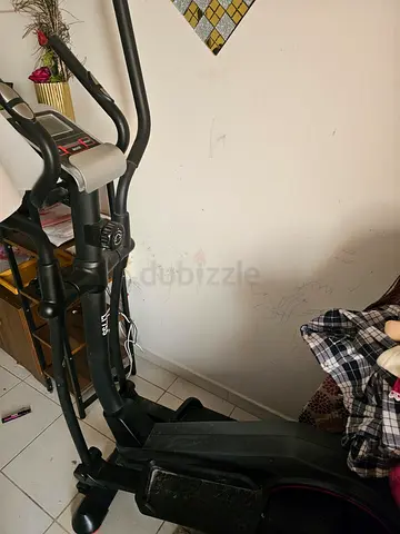 Used elliptical trainer / cross trainer - good working condition