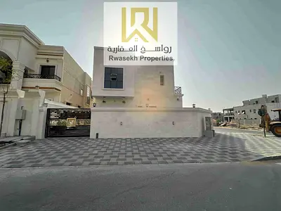 5 bedroom villa with swimming pool and central AC
