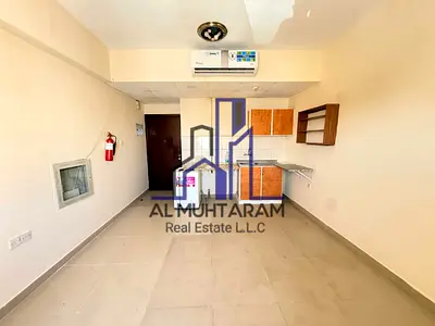 Spacious Studio For Family School Zone Ready To Move