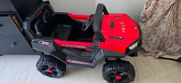 Car for Kids ( Not working- Can be repaired and used)