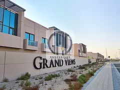 Large 4 Bedroom Town House | 10 mins to Burj Khalifa
