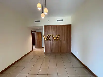 MODERN WATERFRONT LIVING | RESORT-STYLE AMENITIES | PRIME LOCATION | YOUR DREAM HOME