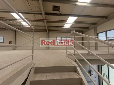 Contemporary A/C Warehouse with office in Al Quoz