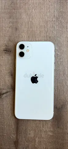 iPhone 11 64 GB 700dhs