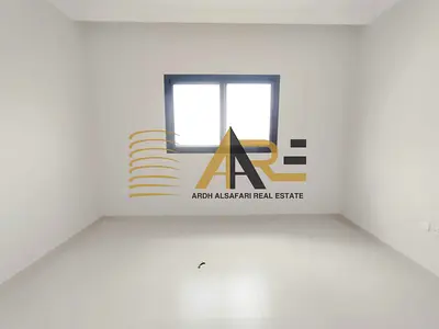 Limited Offer 1bhk with 2bathroom One month free just 38k