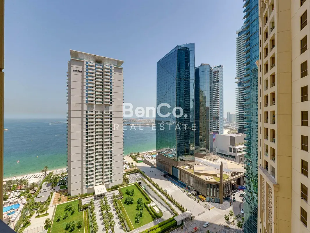 Luxurious 2 BR | Sea View | Fully Furnished
