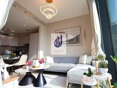 High Floor | Pool View | 2 Bathrooms