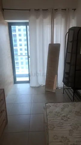 Cozy room available for a single lady in JLT