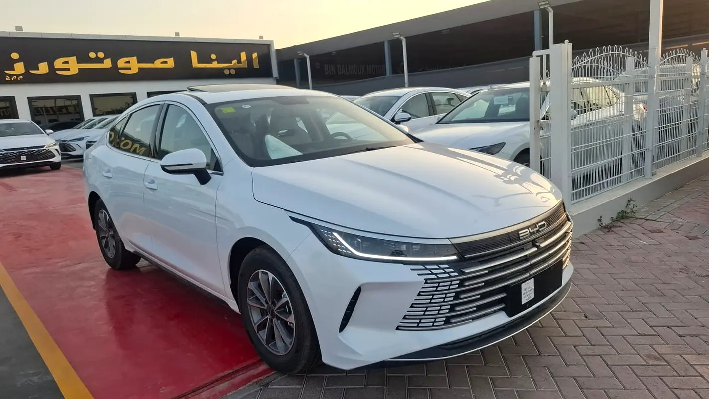 BYD Destroyer 05 2025 — photo 1 of 19
