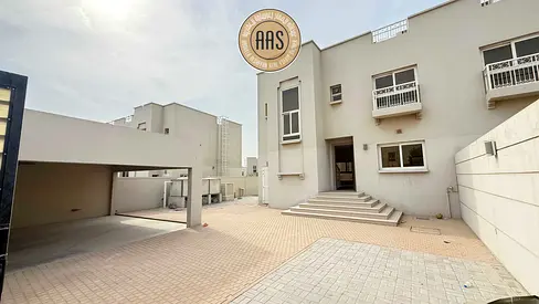 Luxury 3BR Villa with Maidroom+ wardrobes For Rent In Barashi