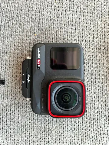 Insta 360 ace pro