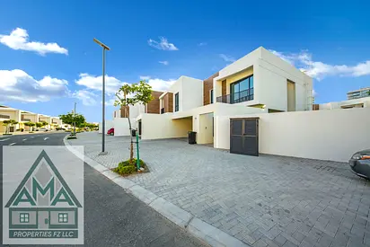Spacious 3BR Plus Maid | Extra Parking Space | Furnished