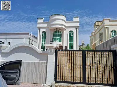 LuxuryvillainaprimelocationincludingelectricitywaterandAC