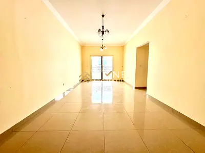Spacious ! 3bhk with cheaper price / near to Muwaileh family park/laundry room/ and with covered parking