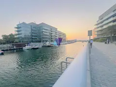 Prime waterfront shop | Ideal for F&amp;B brands