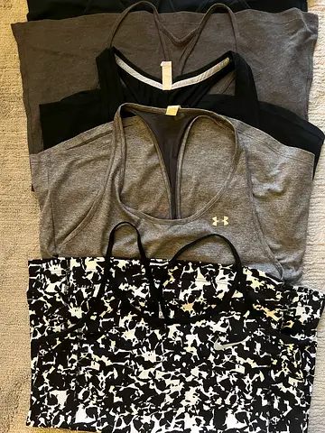 Under Armour and Nike Womens Workout Tops Bundle size S/M