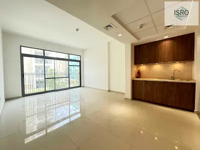 1 BR Available For Rent in Uptown.