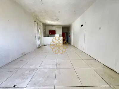 Very big studio available here to Citycentre Sharjah