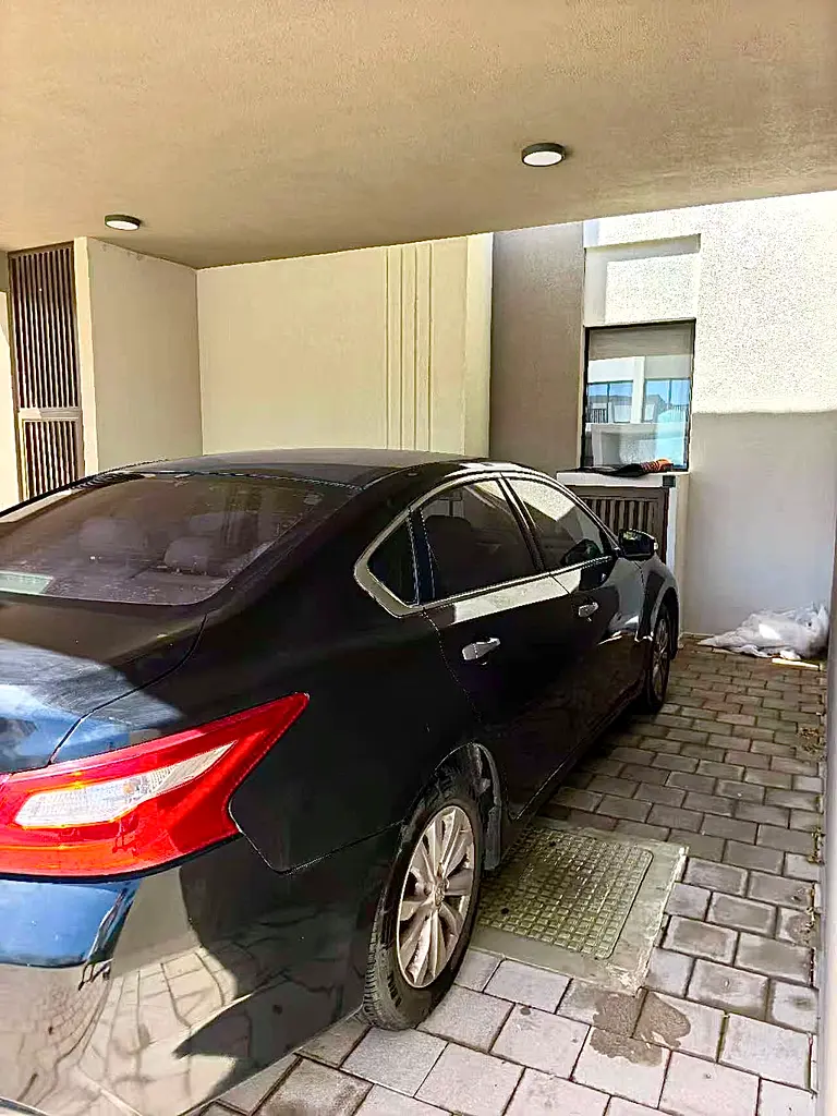 Nissan Altima 2018 — photo 1 of 6