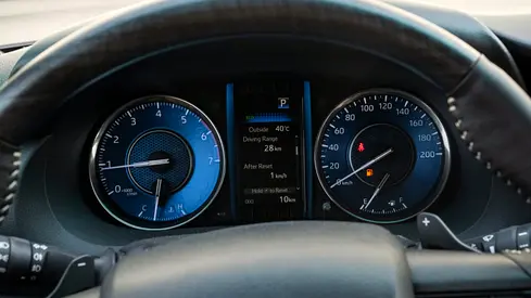 صورة 15 لـ 2026 Toyota FORTUNER