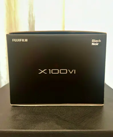 Fujifilm X100VI Black
