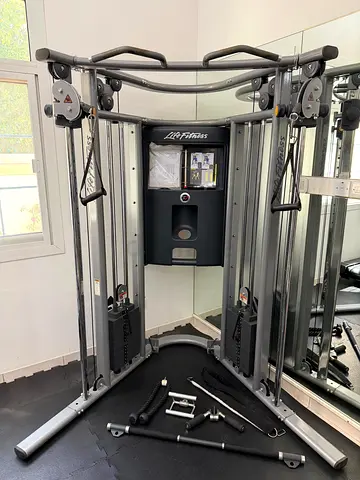 Life Fitness Dual Adjustable Cable Crossover Machine - Excellent Condition