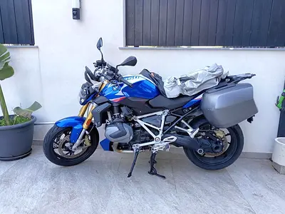 BMW R1250R – 2024 | 2000 km | Full BMW Panniers Included