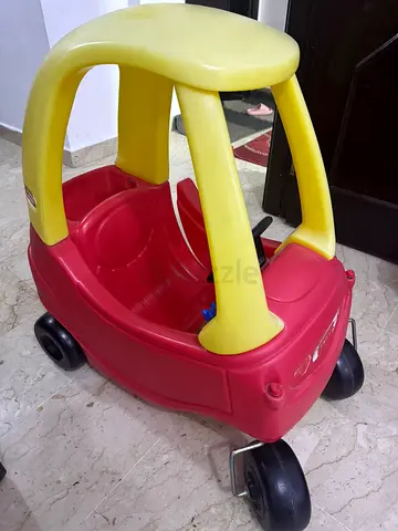 Little Tikes Cozy Coupe style ride-on car - used, good condition