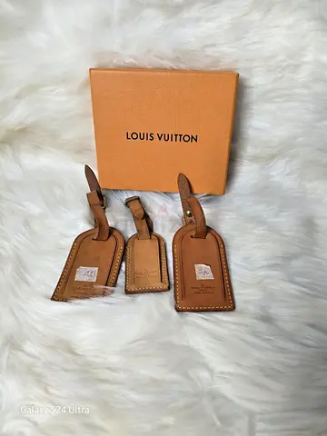 Authentic Set of 3 Louis Vuitton Leather Luggage Tags with Box