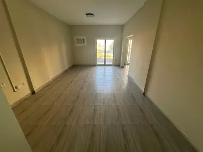 First tenant 3BR apartment in Al Majaz 2 near City Centre Al Wahda, 2 halls, 3 baths, 2 balconies, very spacious, close to all services and facilities