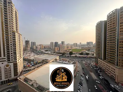 عرض ساخن أرخص سعر شقة مكونة من 3 غرف نوم شقة فارغة 3 غرف نوم مطلة على المدينة بالكامل وبرج الساعة المفتوح أكبر حجم في موقع رئيسي في أبراج الخور