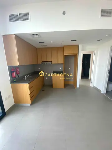 One bedroom with two bathrooms
