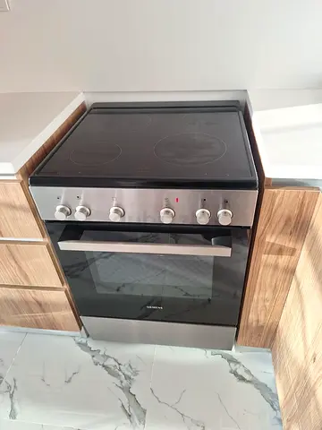 Siemens 60Cm ,4 Ceramic Hoobs Cooking Range COUPLE of Months Used , DELIVERY + WARRANTY