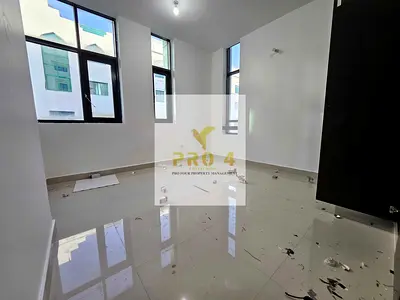 Spacious 2bhk apartment 80k 4payment central ac with wadrobes+Balc0ny nice kitchen