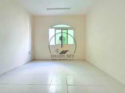 SPACIOUS STUDIO // SEPARATE KITCHEN // NO CASH DEPOSIT// CHEAPEST PRICE //NEAR DEIRAH RESTAURANT//EASY ACCESS TO DUBAI