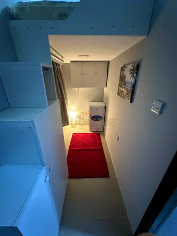Partition for rent in Barsha 1st | بارتشن للإيجار في البرشا ١