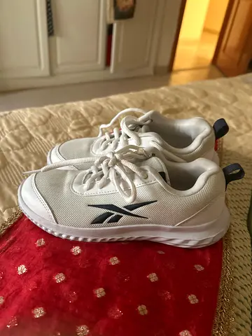 Sporty shoes  for kids Reebok