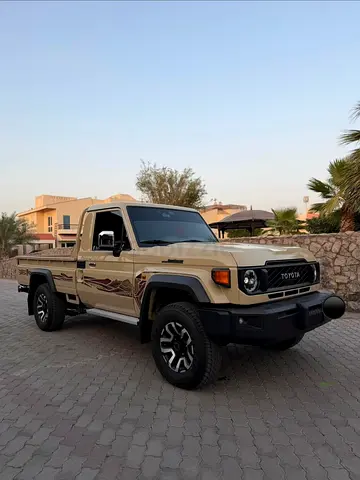 2025 Toyota Land Cruiser 70 Series LC 79 LX GCC Specs