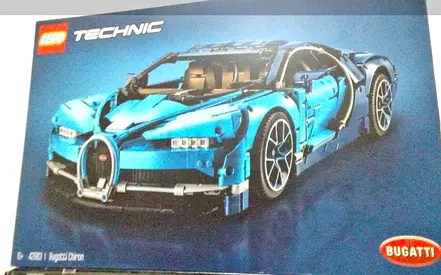 BARGAIN BRAND NEW RARE LEGO 42083 TECHNIC BUGATTI CHIRON